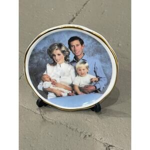 Royal Family Prince Charles Princess of Wales Diana Finsbury Family Plate